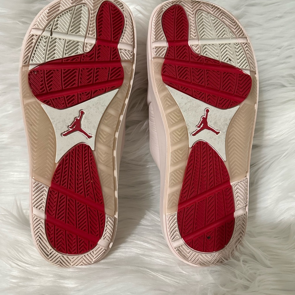 Nike Slide - Picture 5 of 8
